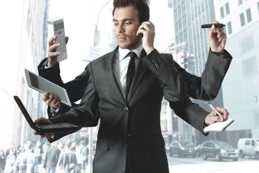 Como persona de negocios, debes administrar tu energía de liderazgo con la certeza de que coexisten el éxito y el fracaso Como persona de negocios, debes administrar tu energía de liderazgo con la certeza de que coexisten el éxito y el fracaso