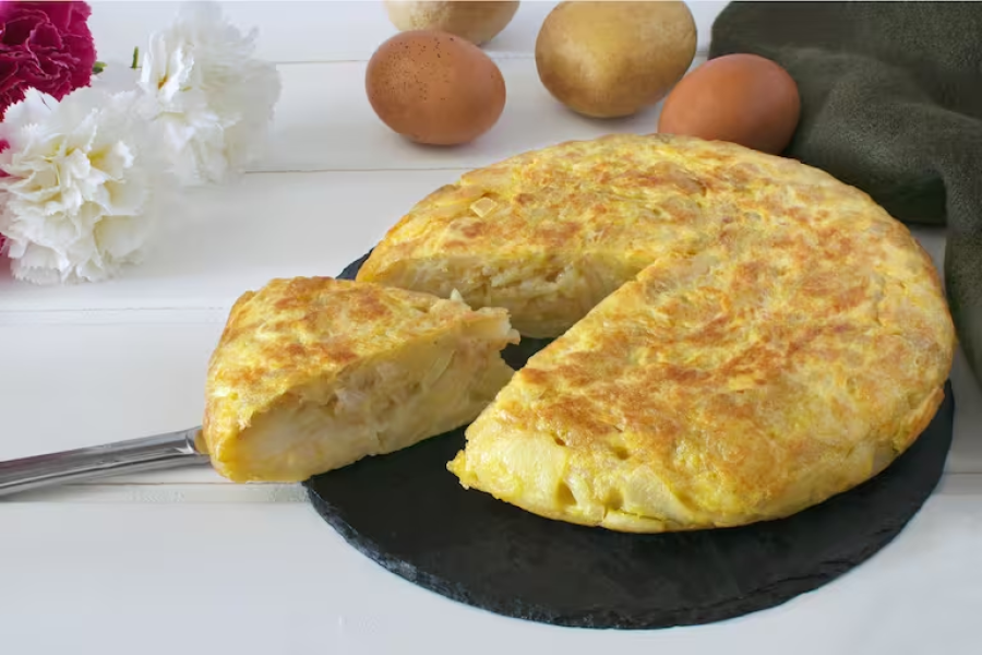 El Papa hizo tortilla para todos. El Papa hizo tortilla para todos.