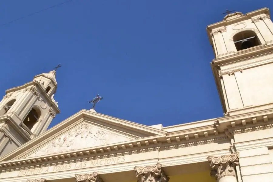 Las campanas de la Catedral anunciarán la noticia. Las campanas de la Catedral anunciarán la noticia.