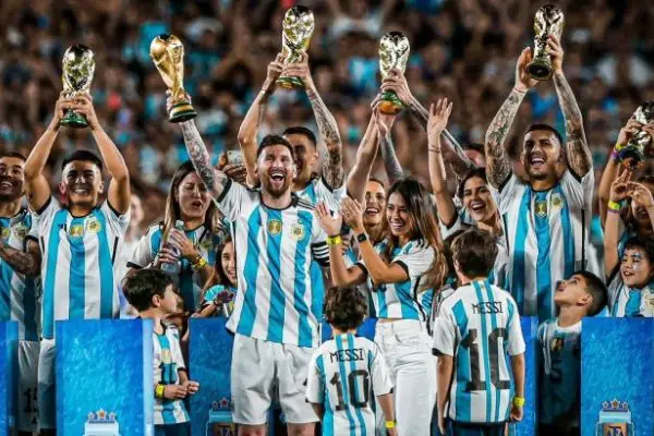 Hace un año, la selección celebraba en Santiago la Copa del Mundo
