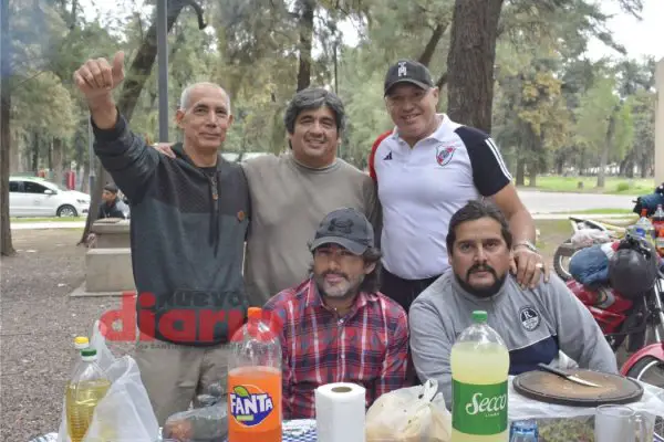 El Parque Aguirre colmado de trabajadores festejando su día