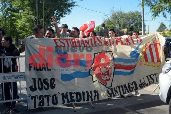 La llegada de Estudiantes de La Plata a Santiago del Estero, en fotos