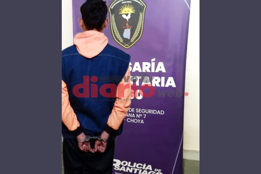 Fue alojado en sede policial por orden judicial. Fue alojado en sede policial por orden judicial.