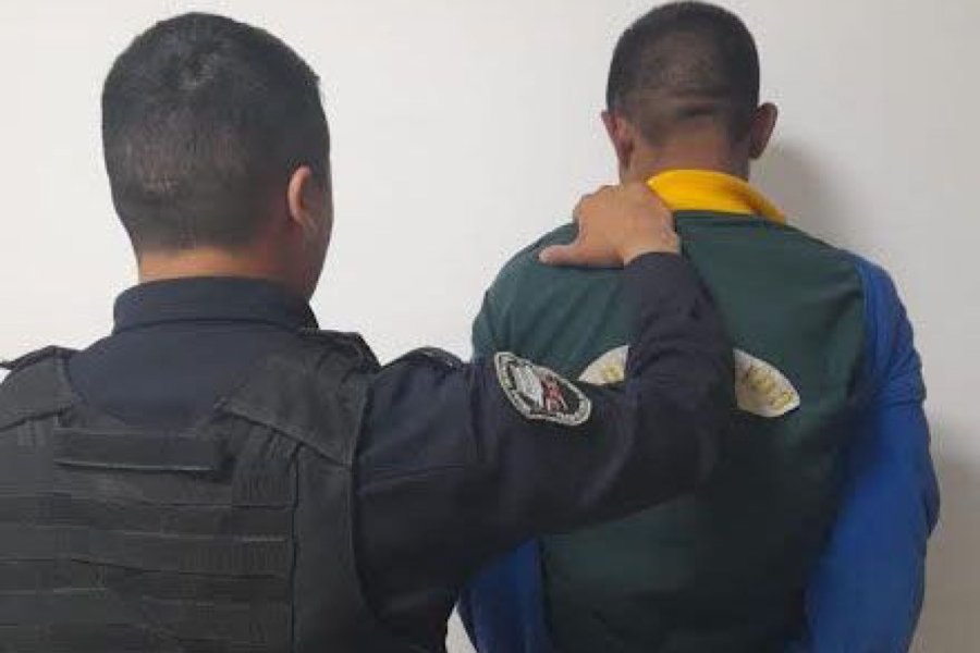 El sujeto fue alojado en sede policial. El sujeto fue alojado en sede policial.