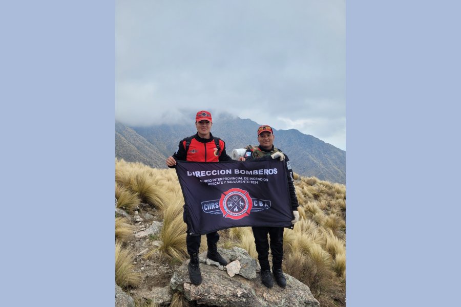 Los oficiales participaron del curso. Los oficiales participaron del curso.