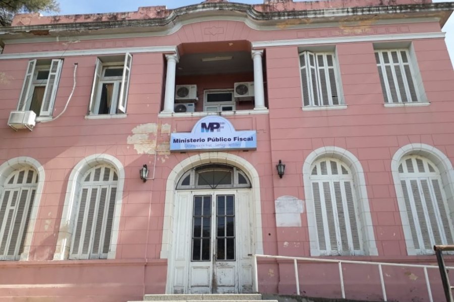 Ayer, se realizó la audiencia. Ayer, se realizó la audiencia.