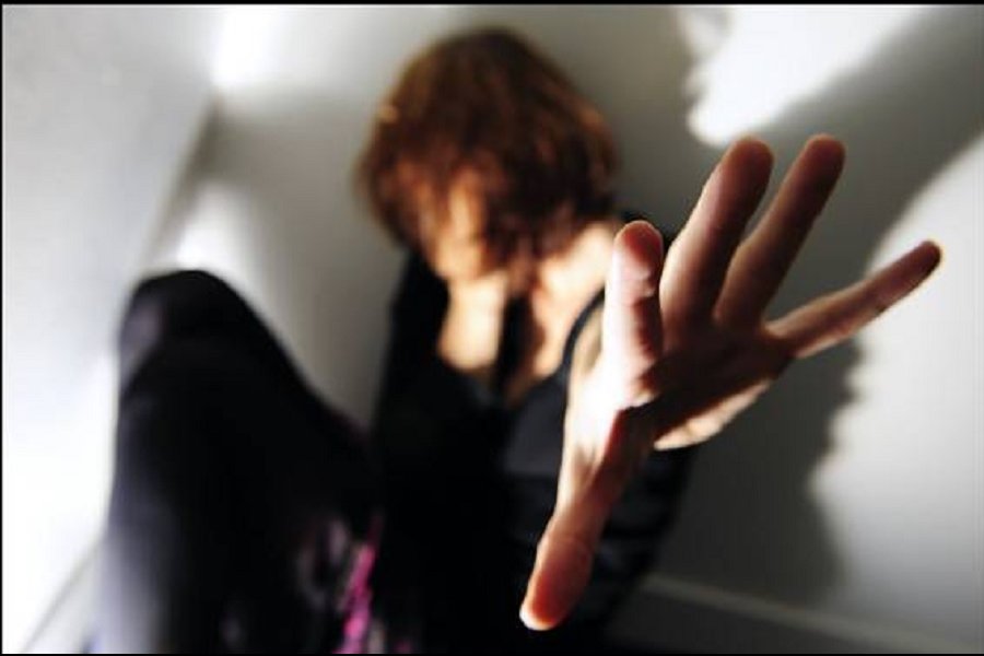 La mujer sufrió lesiones curables en 5 días. La mujer sufrió lesiones curables en 5 días.