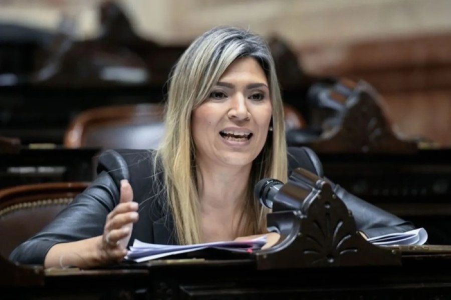 Nadia Márquez Nadia Márquez