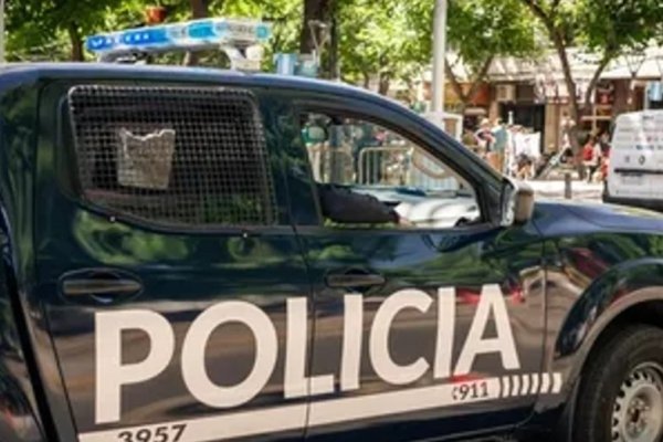 Violencia extrema en una escuela: director internado tras una brutal agresión de un padre