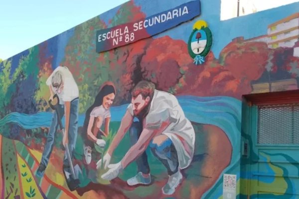 Un nene de 12 años amenazó a un compañero con una pistola de juguete