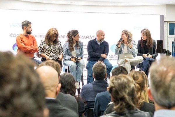 Mirolo acompañó a Massa en el lanzamiento de la Fundación Encuentro: “Argentina necesita un nuevo proyecto de país”