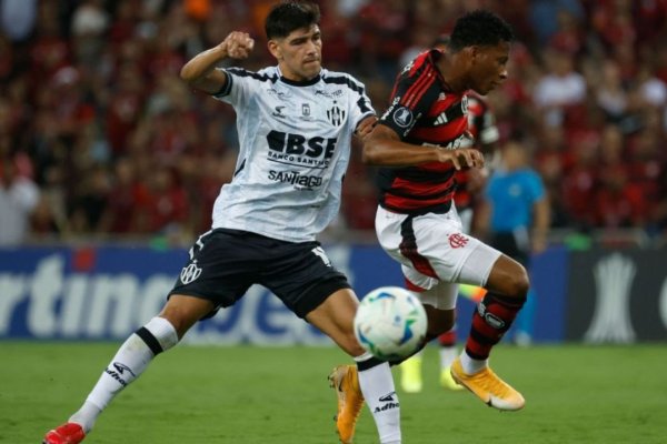 Central ya conoce la terna arbitral para el duelo ante Flamengo en el Madre de Ciudades