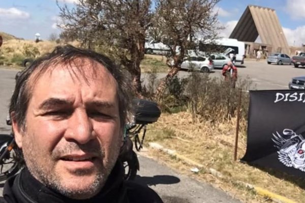 Un policía retirado fue asesinado de un tiro en el pecho mientras esperaba a su esposa en la puerta de un spa