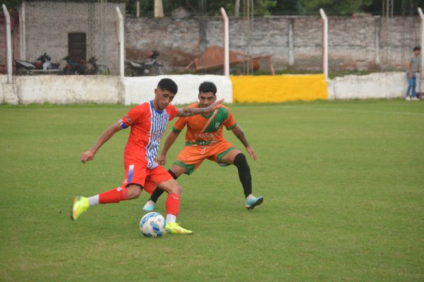 Unión Santiago, el actual bicampeón, logró su primera victoria