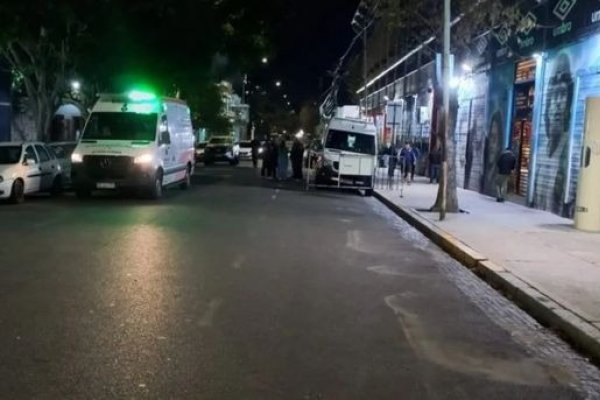 Murió un hincha en la tribuna durante el partido de Argentinos Juniors