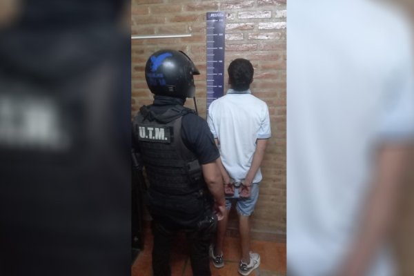 Aprehenden a un joven tras un violento arrebato a una menor en La Banda