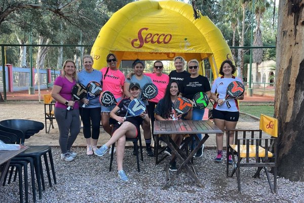 El Circuito Femenino VAIRO definirá sus campeonas esta tarde en el Lawn Tennis