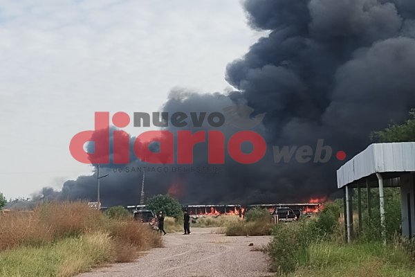 Videos: incendio de grandes proporciones en un predio causó temor en la zona sur