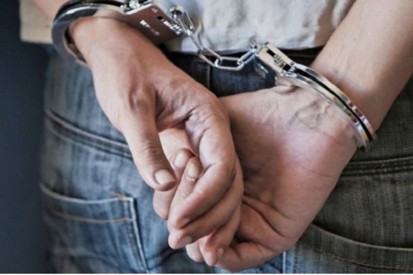 Caminaba a su casa, lo encontró la Policía y terminó preso: era prófugo