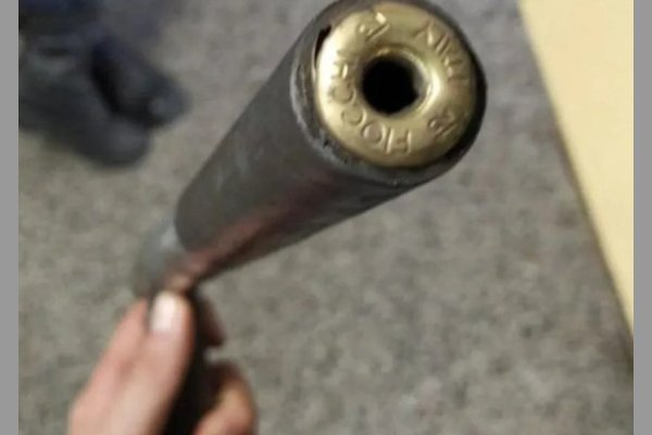 Desarticularon una reunión de menores que portaban armas de fuego