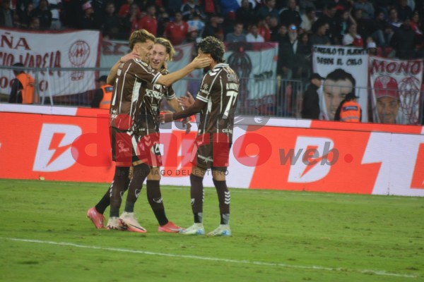 En un partidazo, Platense le ganó 1-0 a Huracán y es el nuevo campeón del Torneo Apertura 2025
