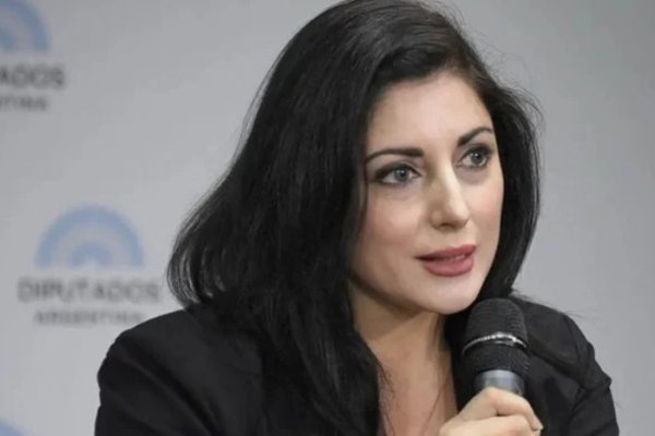 La libertaria Juliana Santillán, entre la burrada y la desconexión con la realidad