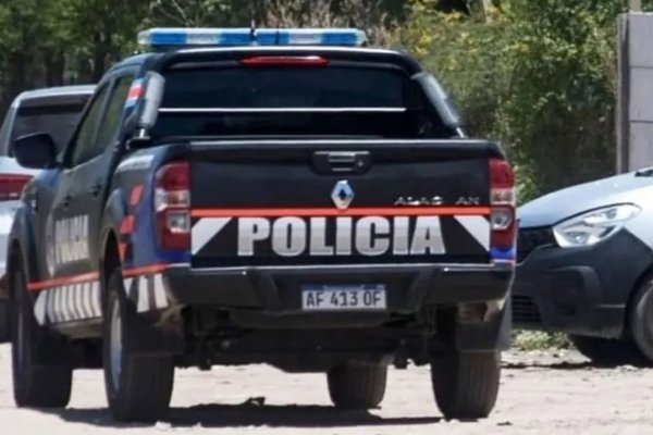 Violentan una camioneta y roban el estéreo en Villa Nueva
