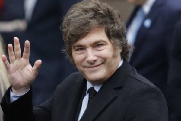 Milei llegó a Roma y hoy se reunirá con Meloni, mañana con el Papa
