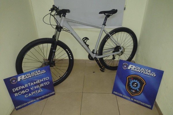 Recuperan bicicleta robada en barrio Reconquista tras investigación policial y entrega voluntaria