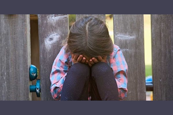 Lo enjuiciarán por manosear a una niña cuando iba a jugar con su hijo