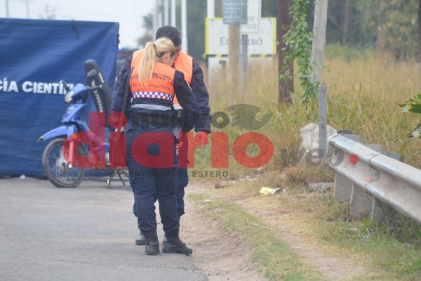Domingo negro: mujer murió en el acto en un choque de motocicleta