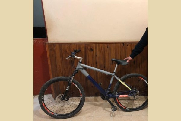 Aprehenden a un hombre con pedido judicial y recuperan bicicleta robada en El Bobadal