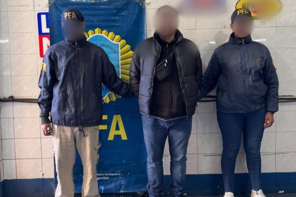PFA desmantela en Villa Urquiza un taller ilegal con más de 1.500 autopartes robadas y armas de fuego