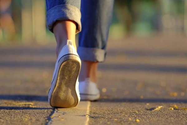 Depravado atacó sexualmente a una chica de 17 años en la vía pública