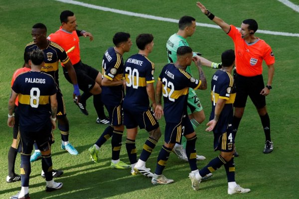 Boca se durmió y el Benfica se lo empató: 2 a 2, ambos con 10