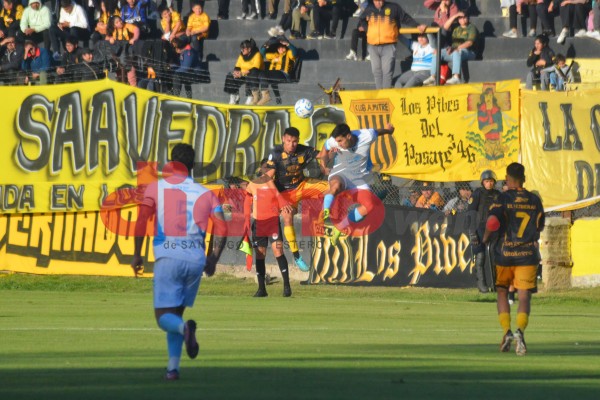 Mitre no pudo sostener la ventaja y terminó empatando como local ante Temperley