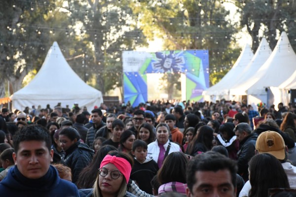 Santiago celebra: se inaugura la Feria Artesanal 2025, el evento más esperado del julio santiagueño