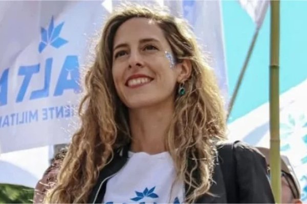 La Justicia dispuso la prisión domiciliaria de la funcionaria detenida por el ataque a la casa de Espert