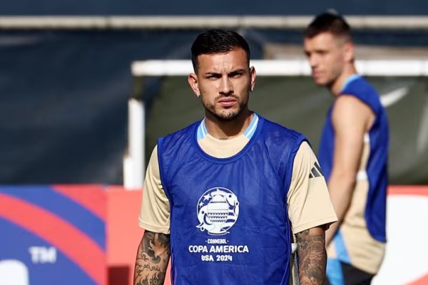 La firme postura de Boca por el pase de Paredes: aseguran que la cláusula está vigente y desafían a la Roma
