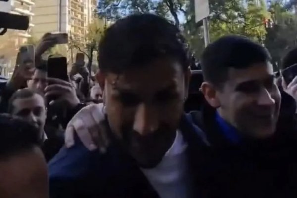 Leandro Paredes llegó a Argentina para sumarse a Boca